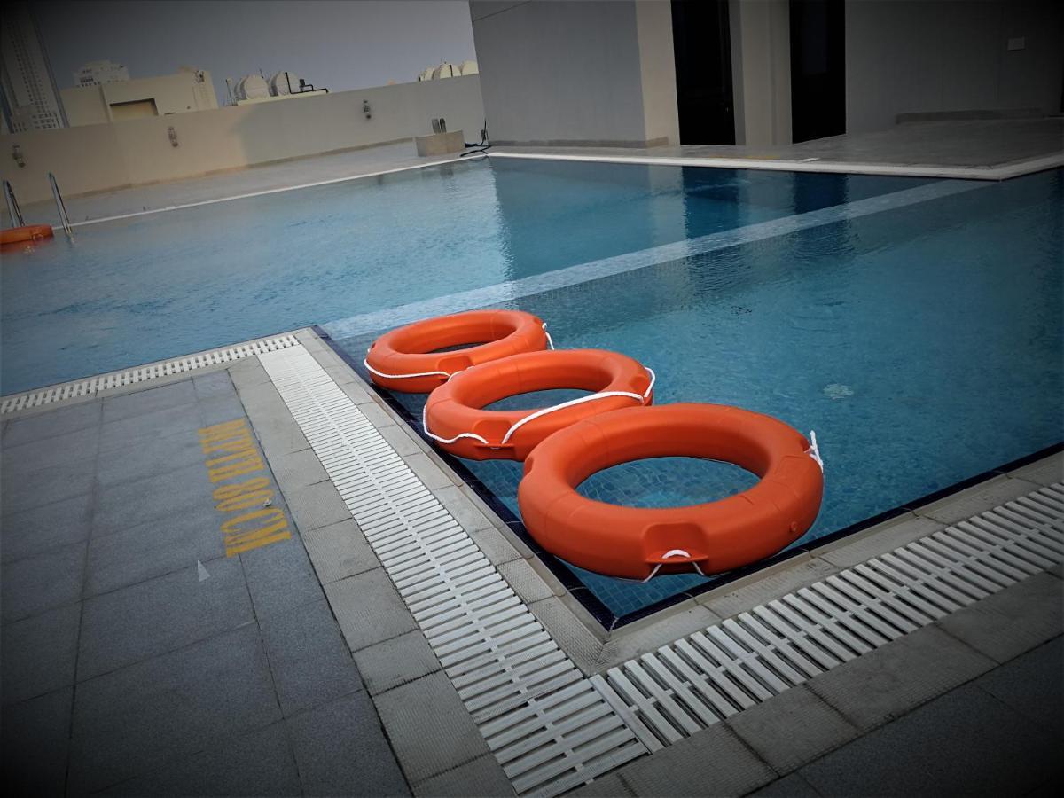 Infinity Juffair Suites Manama Exterior foto