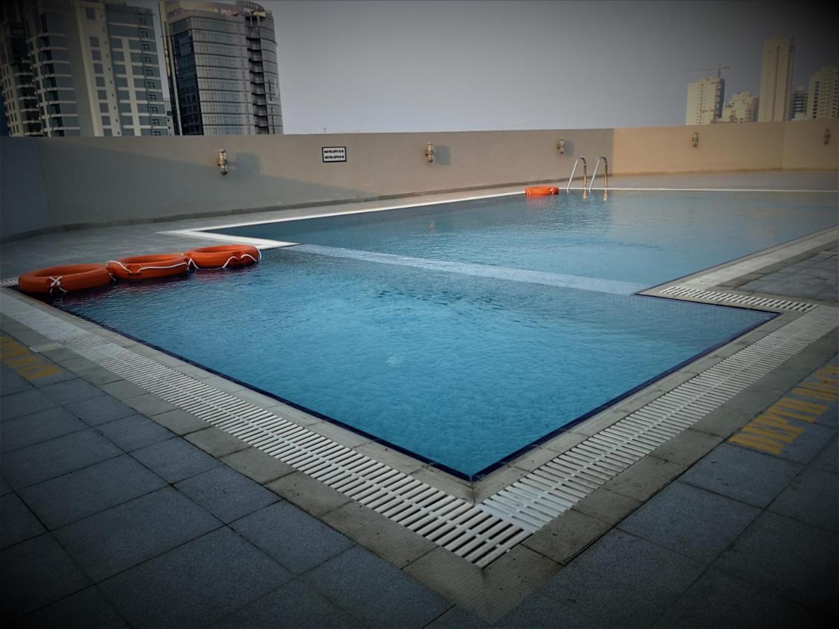 Infinity Juffair Suites Manama Exterior foto