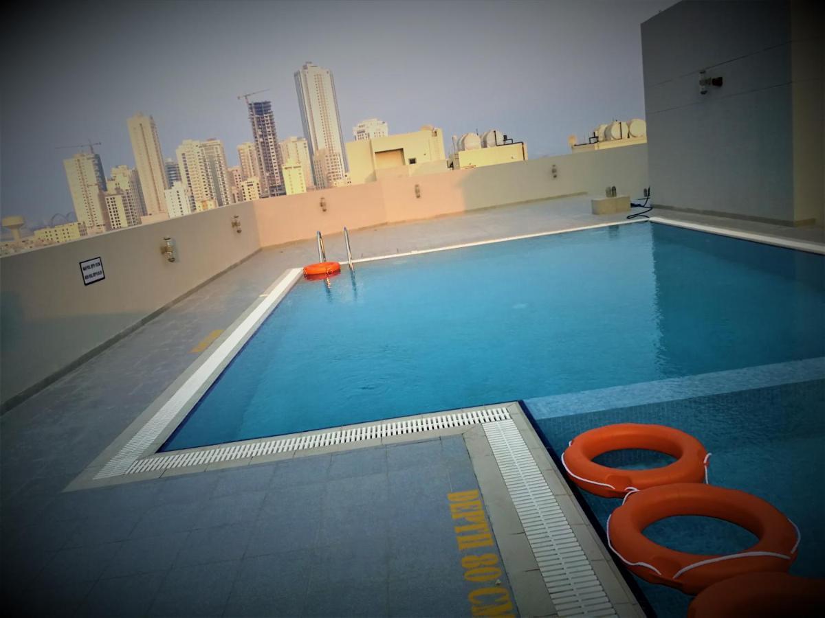 Infinity Juffair Suites Manama Exterior foto